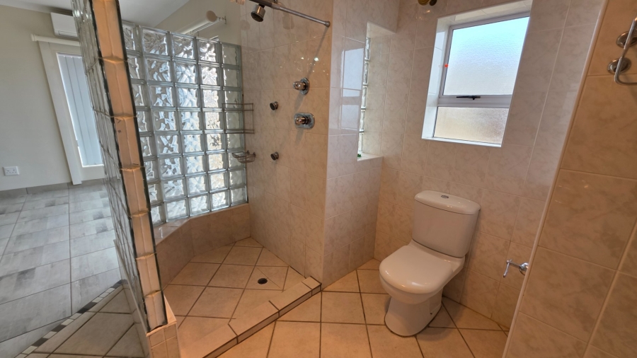 3 Bedroom Property for Sale in Menkenkop Western Cape